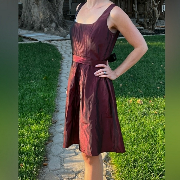 ANTONIO MELANI  Burgundy Red Formal Dress Fit and Flare Iridescent Satin SIZE 2 - Picture 11 of 11